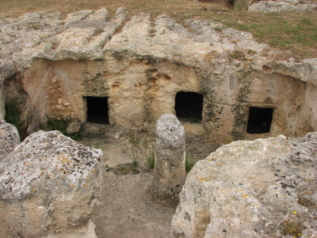 Tomb VIII (Rock Cut Tomb) by sals