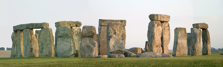 Stonehenge (Circle henge) by Chris Collyer