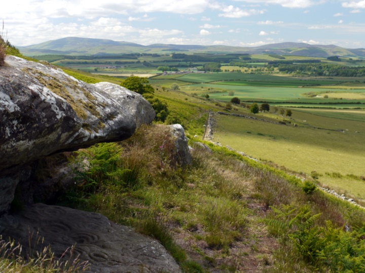 Kettley Crag (Cup and Ring Marks / Rock Art) by rockandy