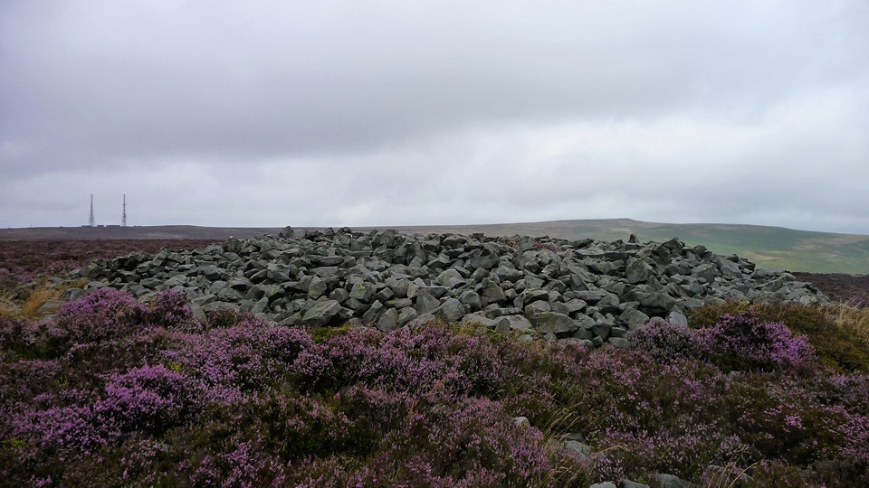 Carn-y-Defaid (Cairn(s)) by thesweetcheat