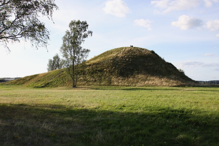 Ströböhög (Round Barrow(s)) by L-M K