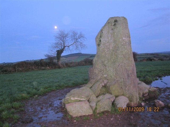 Kilnagnady standing stone (Standing Stones) by bogman