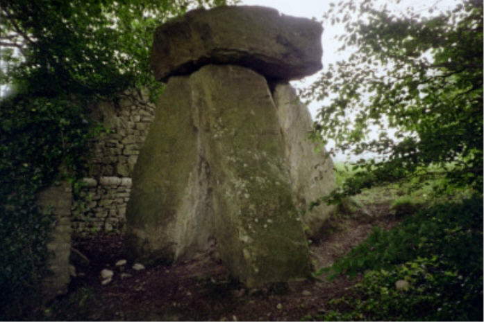 Three Shire Stones (Reconstruction) (Burial Chamber) by hamish
