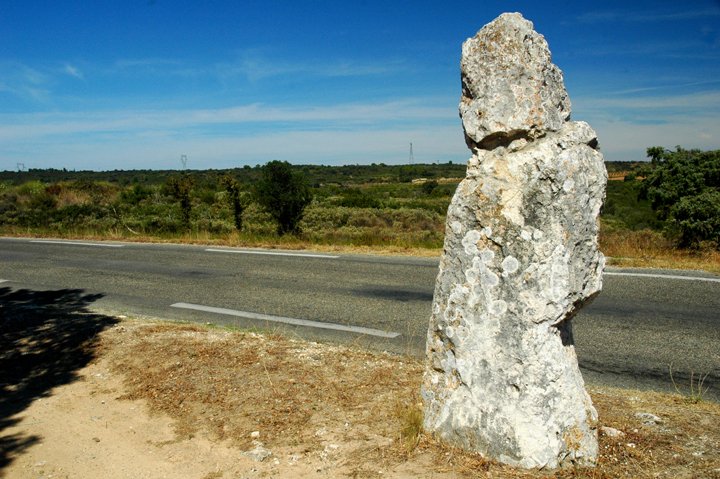 La Pierre Bamboche (Standing Stone / Menhir) by Moth