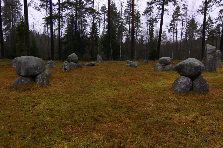 Torsa stenar (Stone Circle) by L-M K
