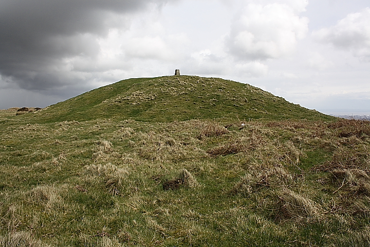 Garth Hill (Round Barrow(s)) by GLADMAN