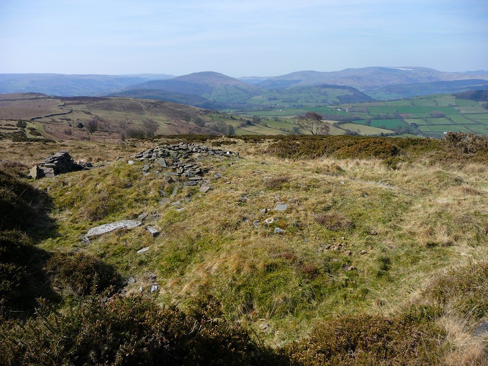 Cefn Moel (Cairn(s)) by thesweetcheat