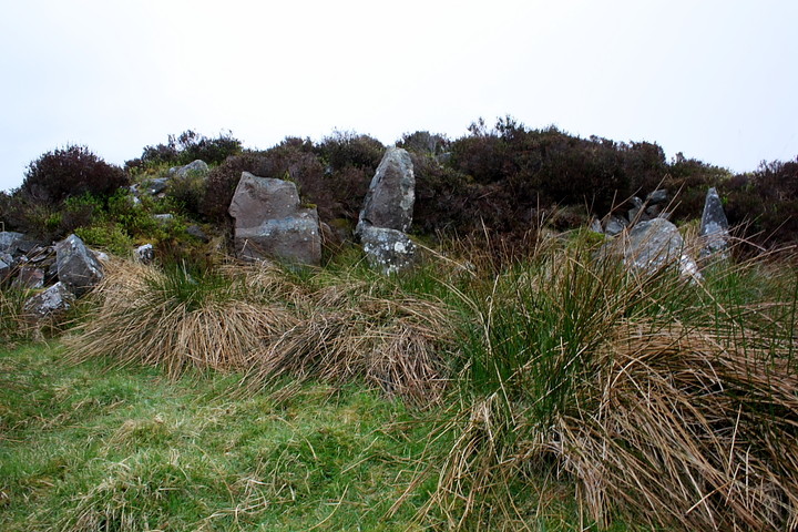 Lang Cairn (Chambered Tomb) by GLADMAN