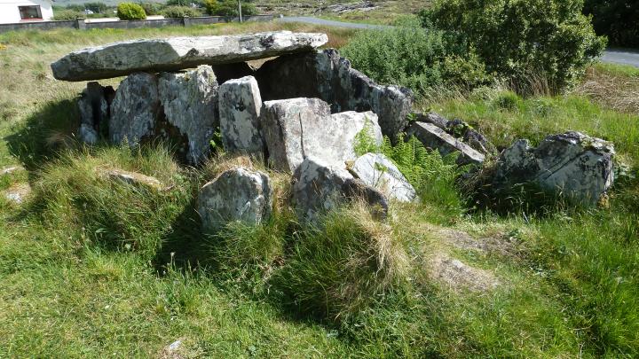 Srahwee (Wedge Tomb) by Nucleus