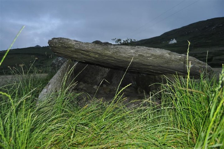 Killough West (Wedge Tomb) by bogman