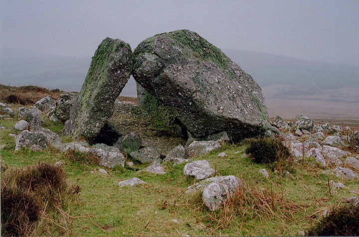 Sweyne Howes (north) (Chambered Tomb) by GLADMAN