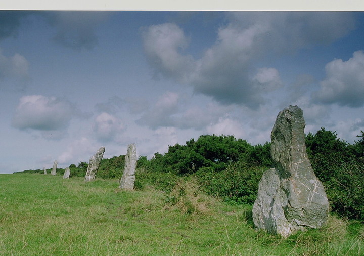 The Nine Maidens (Stone Row / Alignment) by GLADMAN