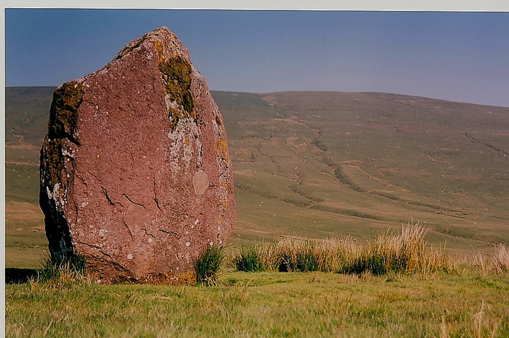 Maen Llia (Standing Stone / Menhir) by GLADMAN