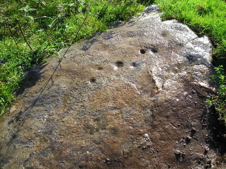 Tomour (Cup and Ring Marks / Rock Art) by tiompan