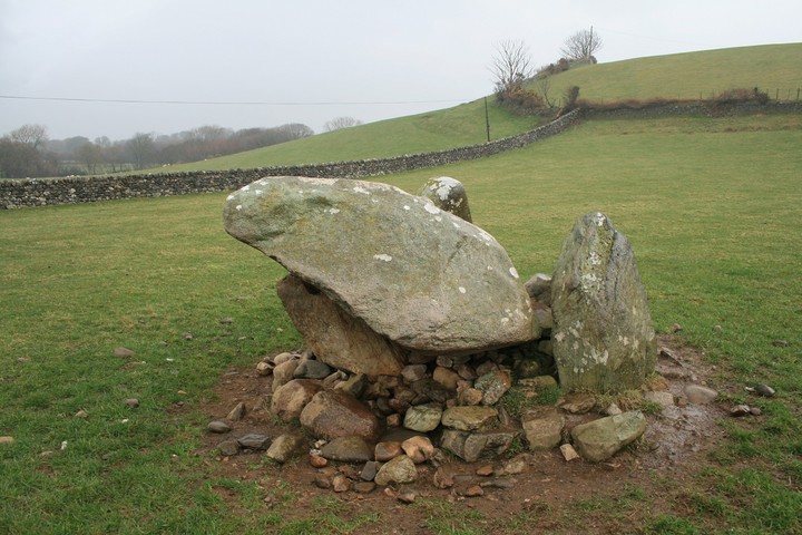 Penarth (Chambered Tomb) by postman