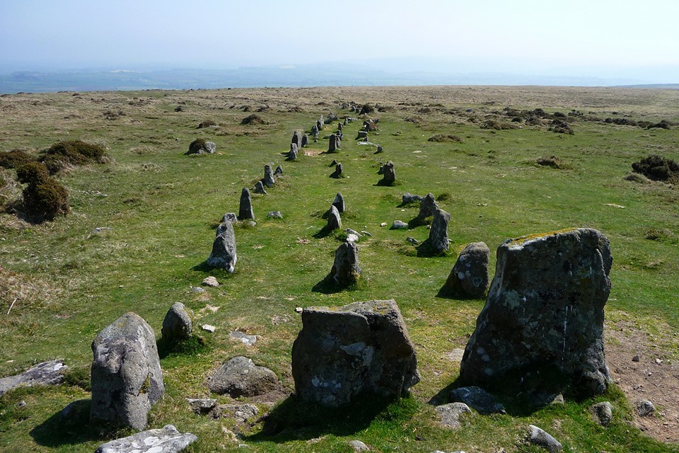 Cosdon Hill (Stone Row / Alignment) by thesweetcheat