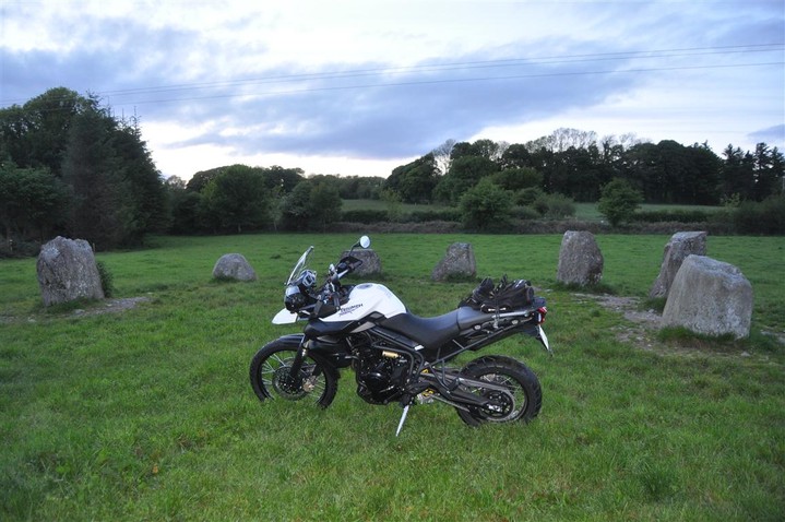 Knocknaneirk SW (Stone Circle) by bogman