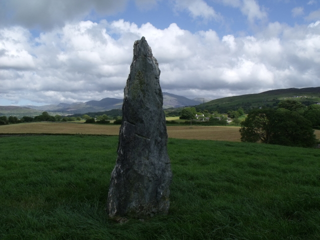 Cilgwythwch (Standing Stone / Menhir) by blossom