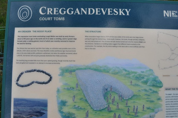 Creggandevesky (Court Tomb) by bogman