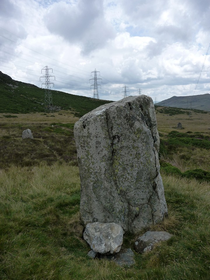 Bwlch-y-Ddeufaen (Standing Stones) by thesweetcheat