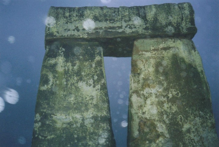 Stonehenge (Circle henge) by Cursuswalker