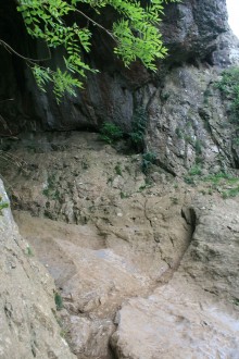 <b>Manifold Valley Caves</b>Posted by postman