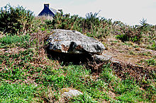 <b>Le Ruen V-shaped passage grave</b>Posted by Moth